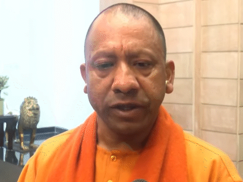 महाकुंभ भगदड़ पर भावुक हुए सीएम योगी आदित्यनाथ।